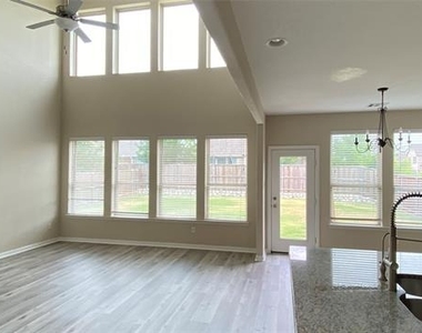 6224 Heron Drive - Photo Thumbnail 3