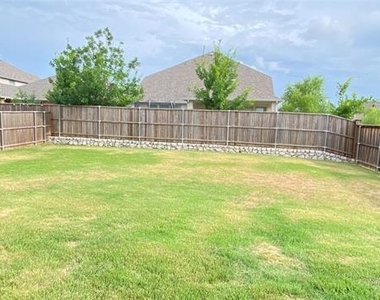 6224 Heron Drive - Photo Thumbnail 17