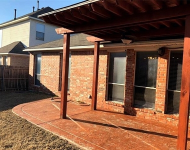 4016 Petersburg Drive - Photo Thumbnail 16