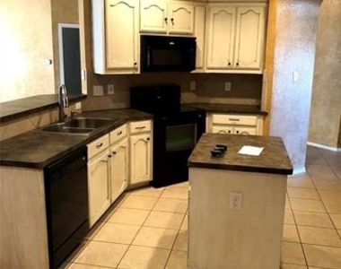 4016 Petersburg Drive - Photo Thumbnail 1