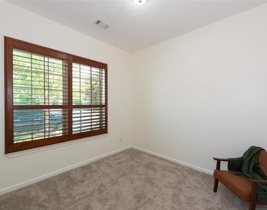 1008 Lone Ivory Trail - Photo Thumbnail 5