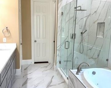 509 S Hampton Court - Photo Thumbnail 19