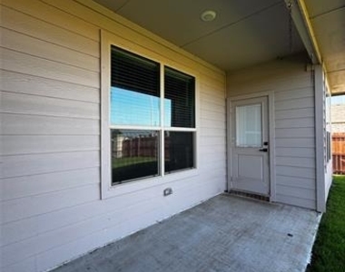 8901 Timber Gulch Circle - Photo Thumbnail 24