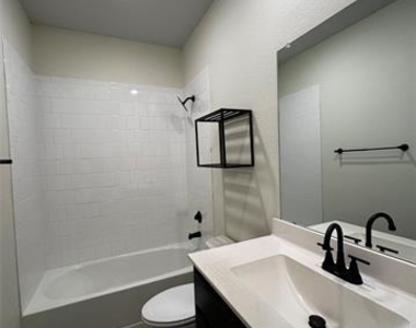 8901 Timber Gulch Circle - Photo Thumbnail 17
