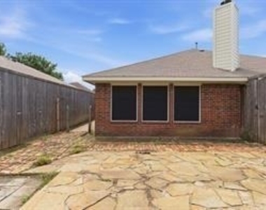 1633 Yellowstone Avenue - Photo Thumbnail 7