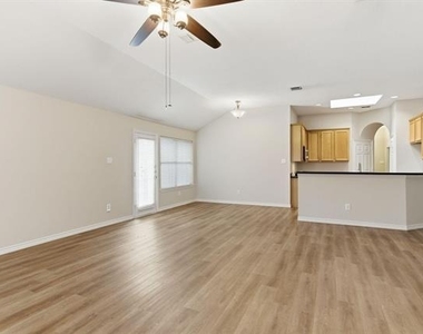 1633 Yellowstone Avenue - Photo Thumbnail 1