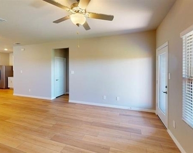 1209 Bridgewalk Drive - Photo Thumbnail 6