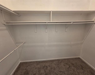 1038 Signal Ridge Place - Photo Thumbnail 16