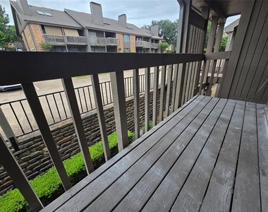 1038 Signal Ridge Place - Photo Thumbnail 20