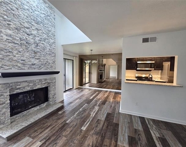 1038 Signal Ridge Place - Photo Thumbnail 2