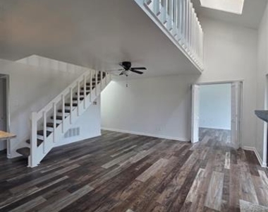 1038 Signal Ridge Place - Photo Thumbnail 6