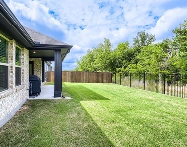 1654 Secco Way - Photo Thumbnail 24