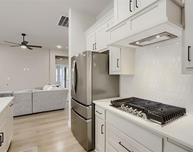 1654 Secco Way - Photo Thumbnail 6