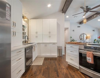 1200 Barker Street - Photo Thumbnail 7