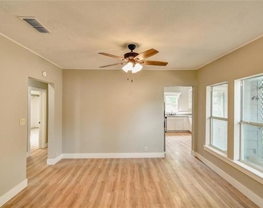 982 W Tarleton Street - Photo Thumbnail 6