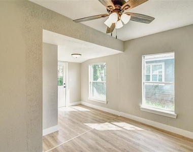 982 W Tarleton Street - Photo Thumbnail 13