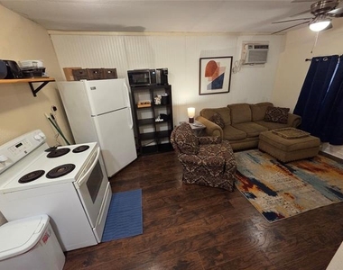 1350 Lillius Street - Photo Thumbnail 10
