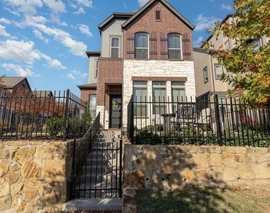 7104 Amber Grove Court - Photo Thumbnail 33
