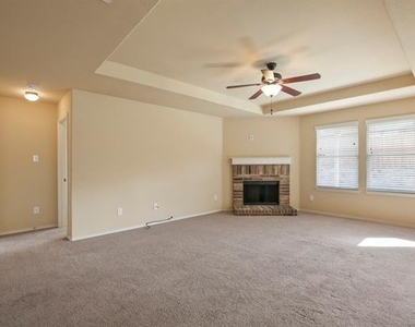 1433 Willoughby Way - Photo Thumbnail 23