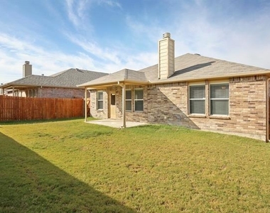 1433 Willoughby Way - Photo Thumbnail 35