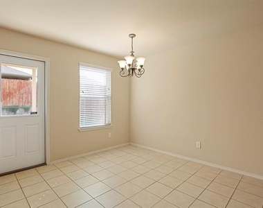 1433 Willoughby Way - Photo Thumbnail 29