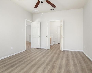 14541 Little Anne Drive - Photo Thumbnail 18