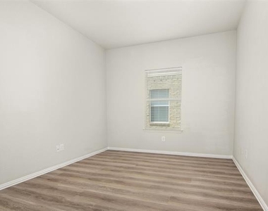 14541 Little Anne Drive - Photo Thumbnail 22