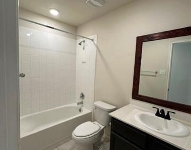 1202 Meadow Wood - Photo Thumbnail 8