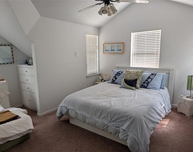 155 Lake Drive - Photo Thumbnail 11