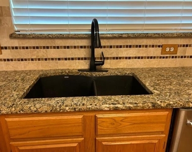 2106 Millwood Drive - Photo Thumbnail 6