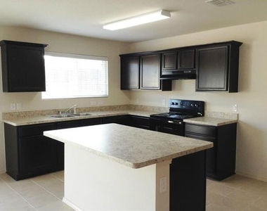 1413 S Raven Drive - Photo Thumbnail 1