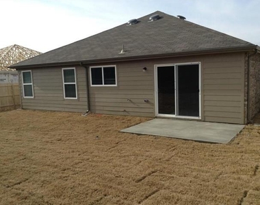 1413 S Raven Drive - Photo Thumbnail 10