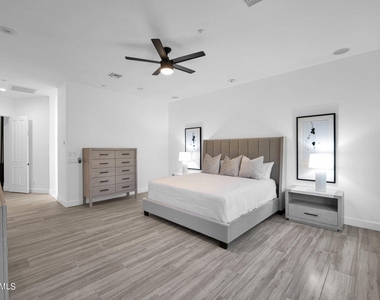 11416 E Autumn Sage Drive - Photo Thumbnail 19