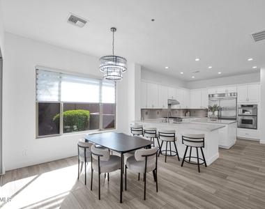 11416 E Autumn Sage Drive - Photo Thumbnail 6