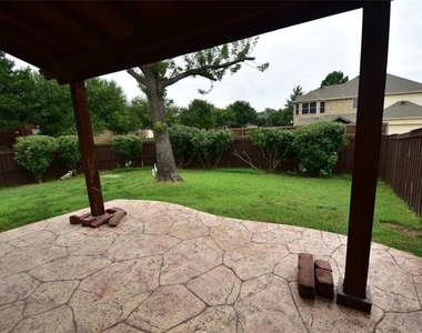 7995 Quiet Meadow Lane - Photo Thumbnail 20