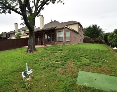 7995 Quiet Meadow Lane - Photo Thumbnail 22