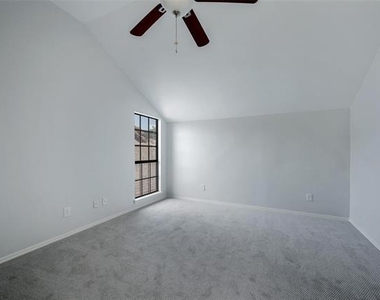 3054 Harbinger Lane - Photo Thumbnail 7