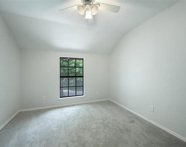 3054 Harbinger Lane - Photo Thumbnail 11