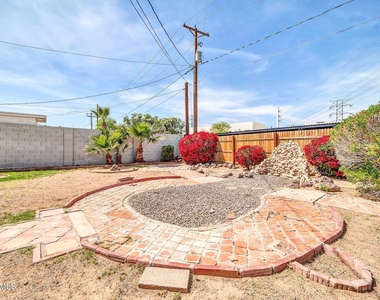 6420 E Windsor Avenue - Photo Thumbnail 26