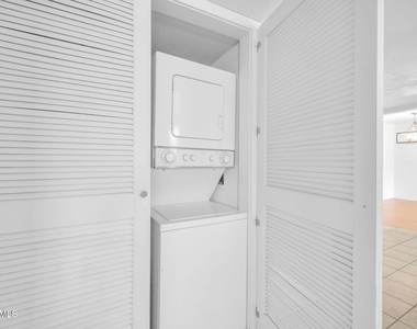6420 E Windsor Avenue - Photo Thumbnail 20