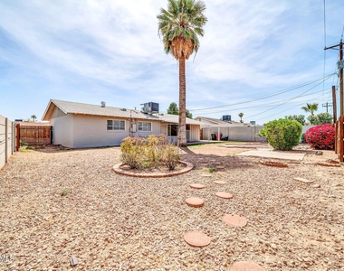 6420 E Windsor Avenue - Photo Thumbnail 29