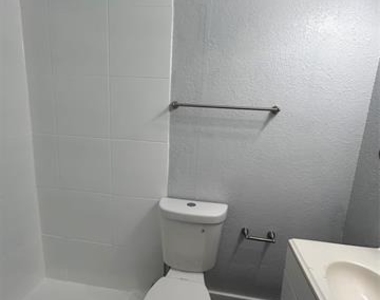 3501 Latimer Street - Photo Thumbnail 6