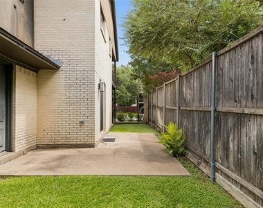 4962 Thunder Road - Photo Thumbnail 23