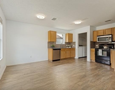 6612 Waterhill Lane - Photo Thumbnail 6