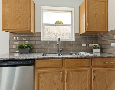 6612 Waterhill Lane - Photo Thumbnail 9