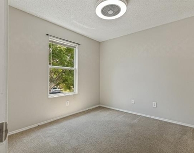 6612 Waterhill Lane - Photo Thumbnail 12