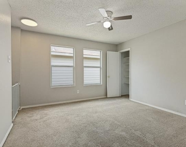 6612 Waterhill Lane - Photo Thumbnail 10