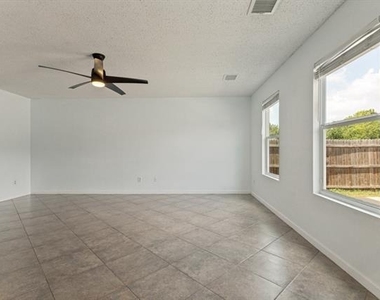 6612 Waterhill Lane - Photo Thumbnail 4