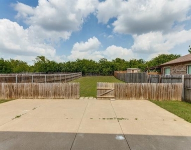 6612 Waterhill Lane - Photo Thumbnail 27