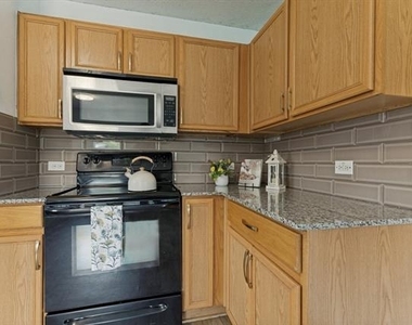 6612 Waterhill Lane - Photo Thumbnail 8